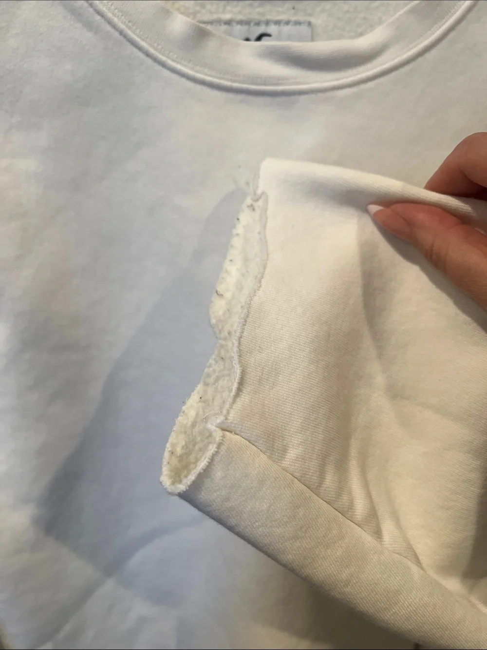 Hollister Cream Sweatshirt with Sun Logo - Picture 4 of 7